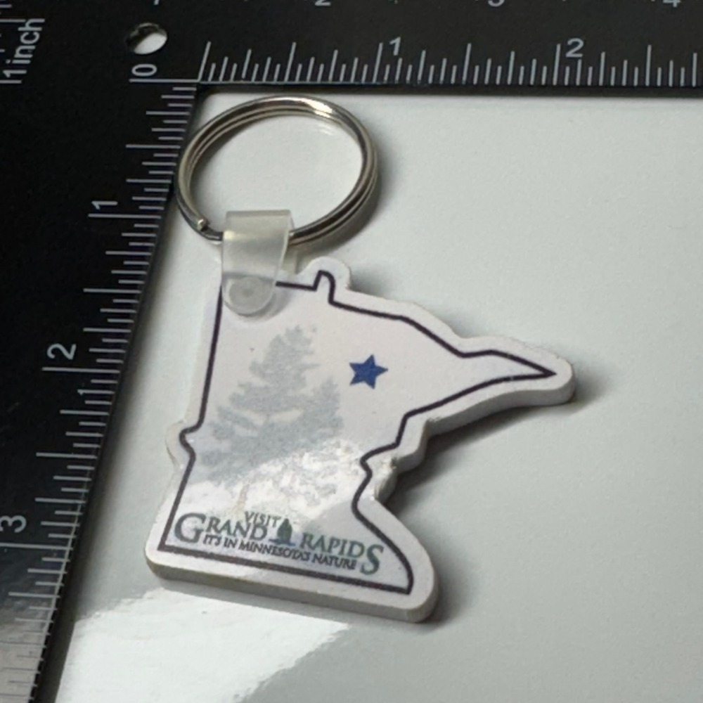 Visit Grand Rapids Minnesota Nature Keychain Map Star Tree Souvenir
